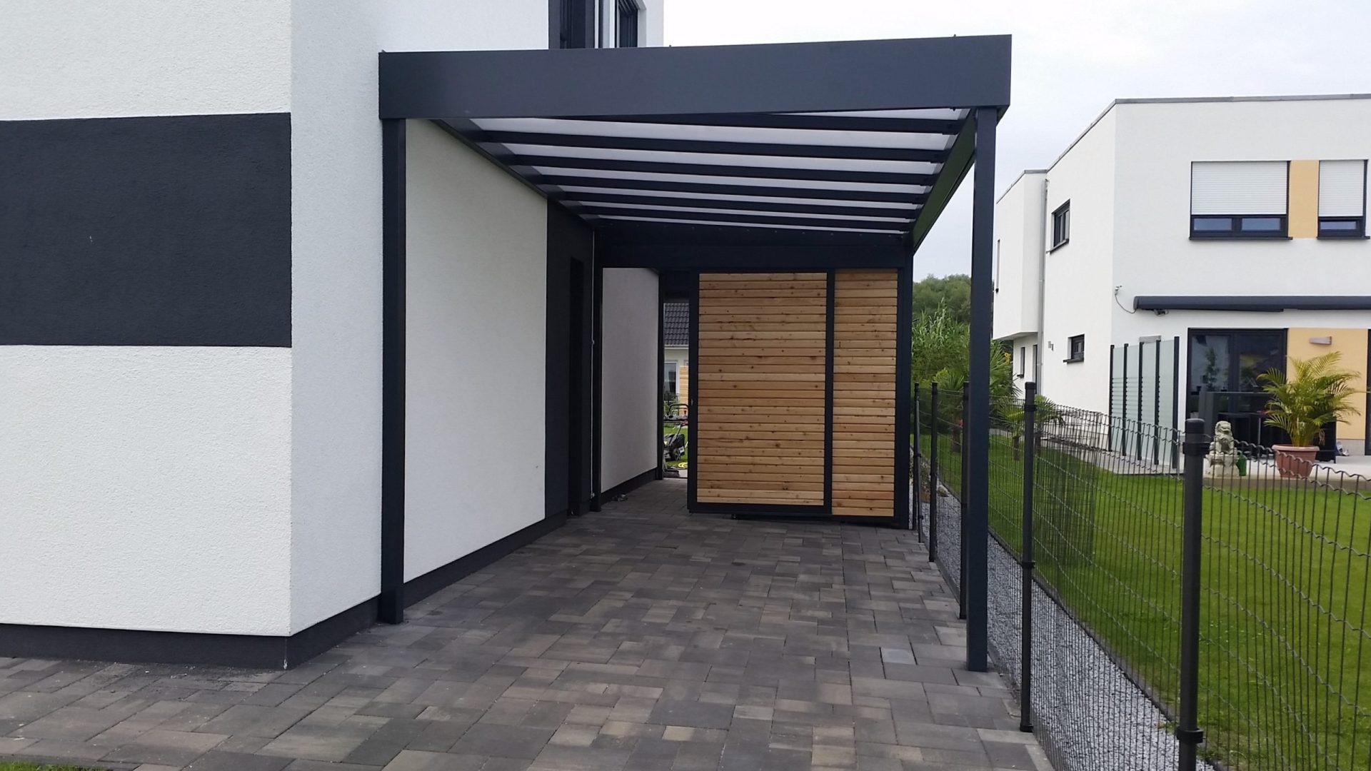 Carport mit Schuppen - Carportmaster Projekt 16-P-1683 - 14542 Werder - Carportbild 01