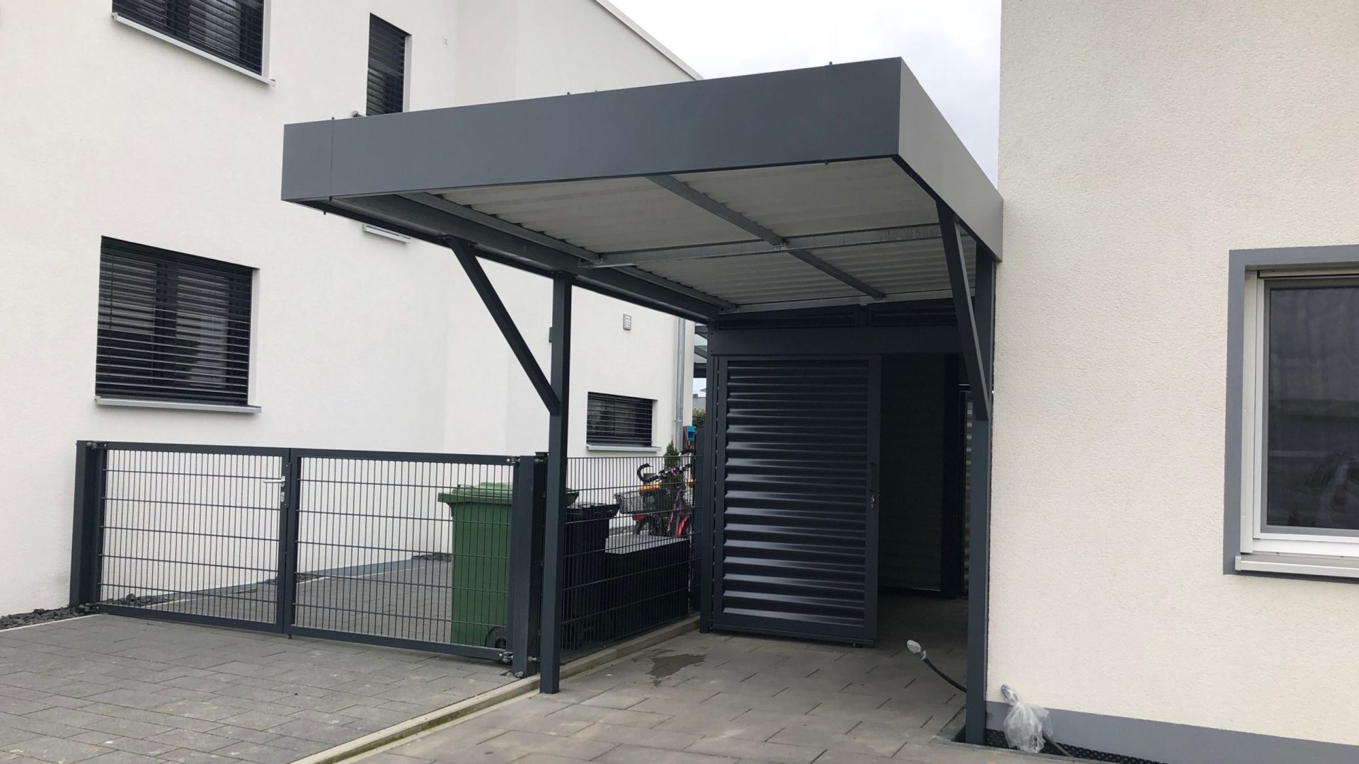 Carport mit Schuppen - Carportmaster Projekt 18-P-2025 - 76689 Karlsdorf - Carportbild 01