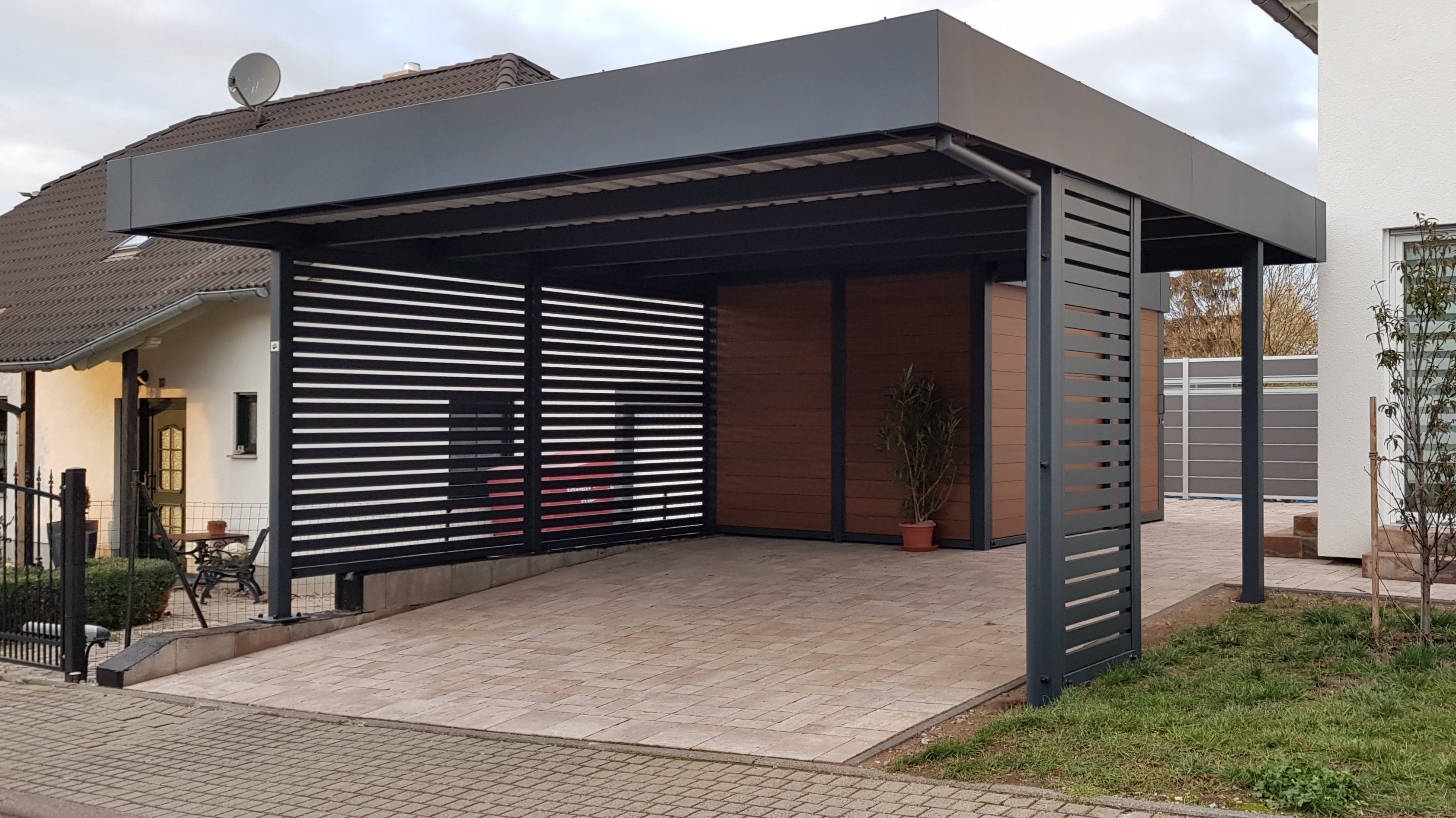 Doppelcarport mit Schuppen vom Spezialisten Carportmaster