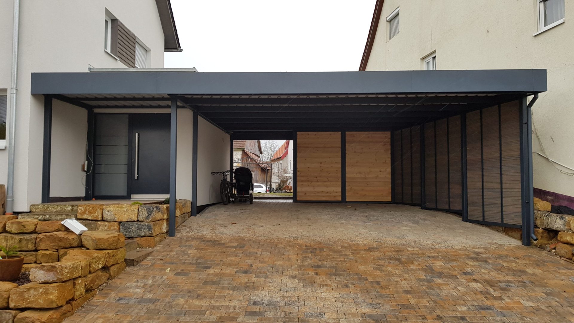 Doppelcarport mit Schuppen - Carportmaster Projekt 20-P-2526 - 73061 Roßwälden - Carportbild 01