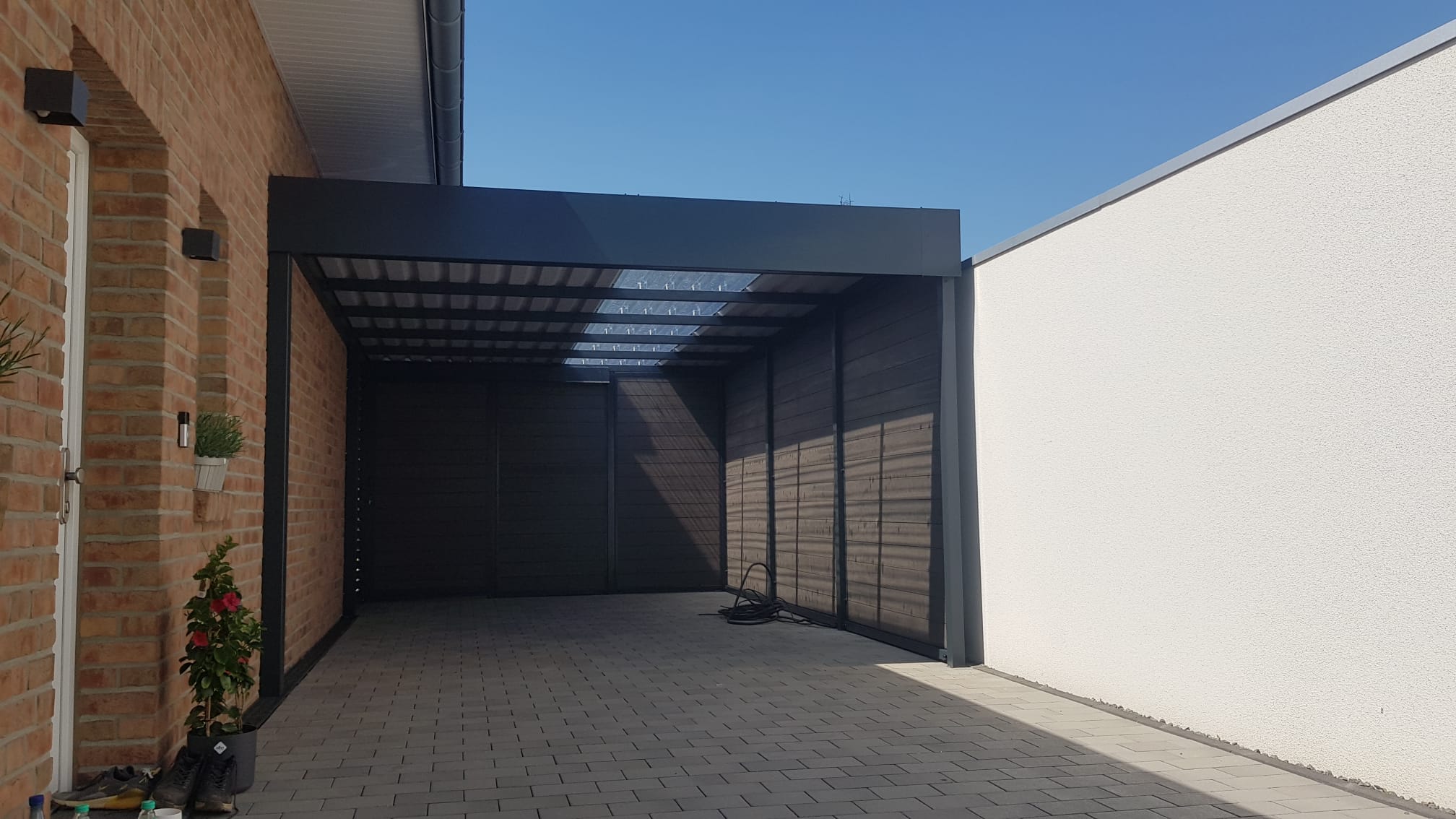 Doppelcarport mit Schuppen - Carportmaster Projekt 22-C-3393 - 41516 Grevenbroich - Carportbild 01