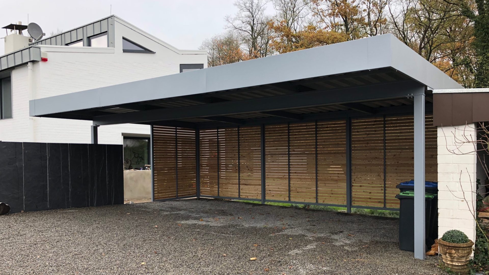 Reihencarport - Carportmaster Projekt 17-P-1716 - 66740 Saarlouis - Carportbild 01